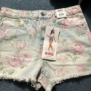 Hi rise the doll celebrity pink shorts